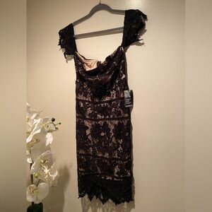 Elegant Black Lace Dress
